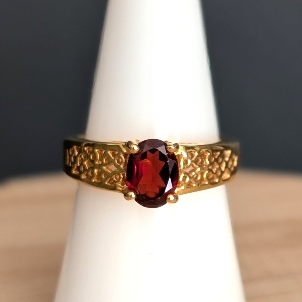 Cognac stone gold ring